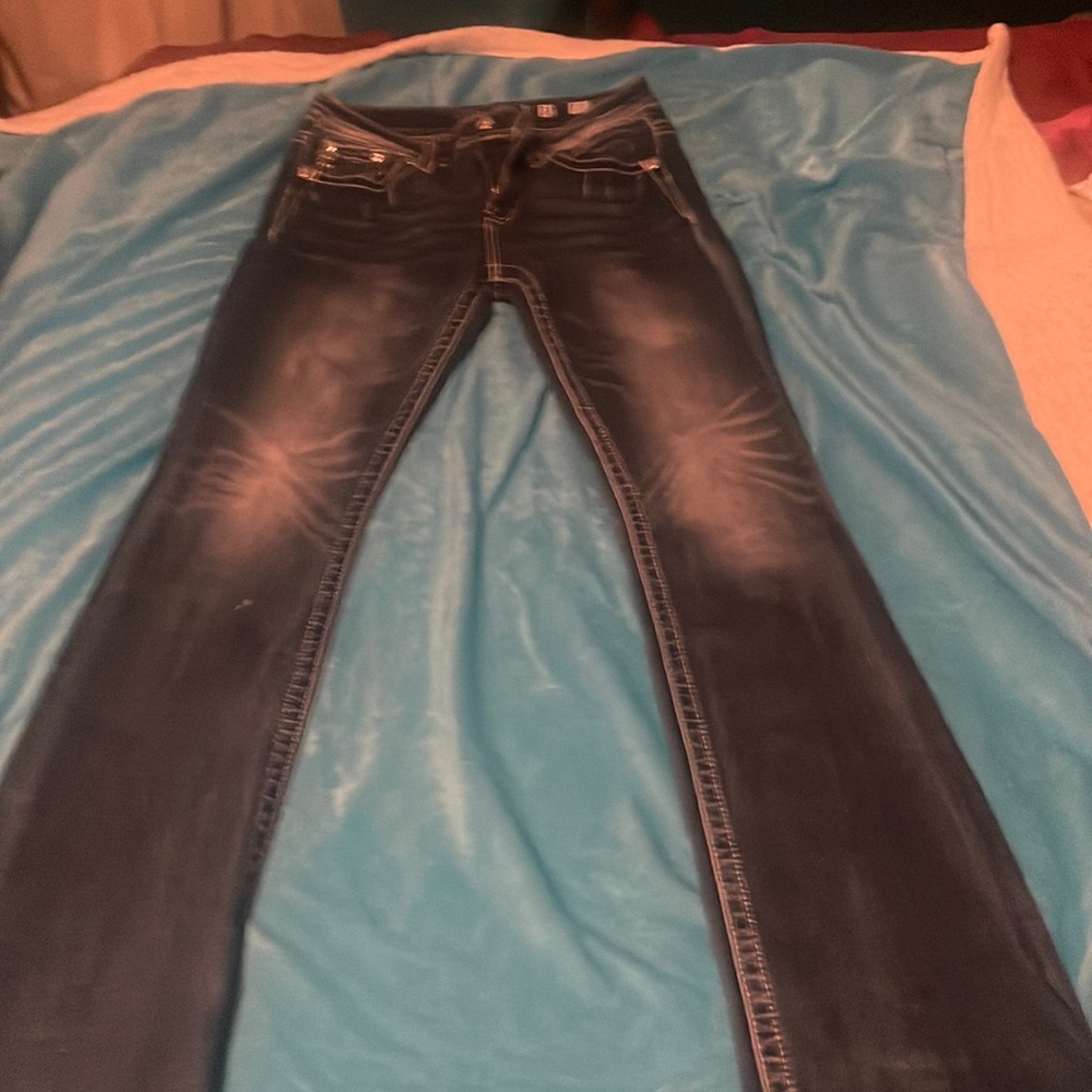 28 w inseam 33 miss me jeans good condition!